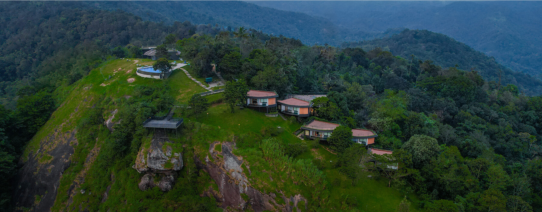 Munnar Resorts with Pool